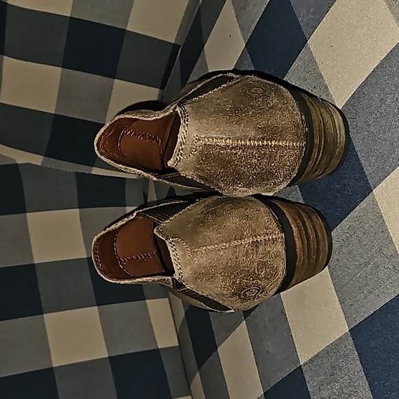 Born bootie shoes 6.5 - Picture 7 of 10